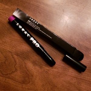 BNWT LORAC PRO matte lip color
